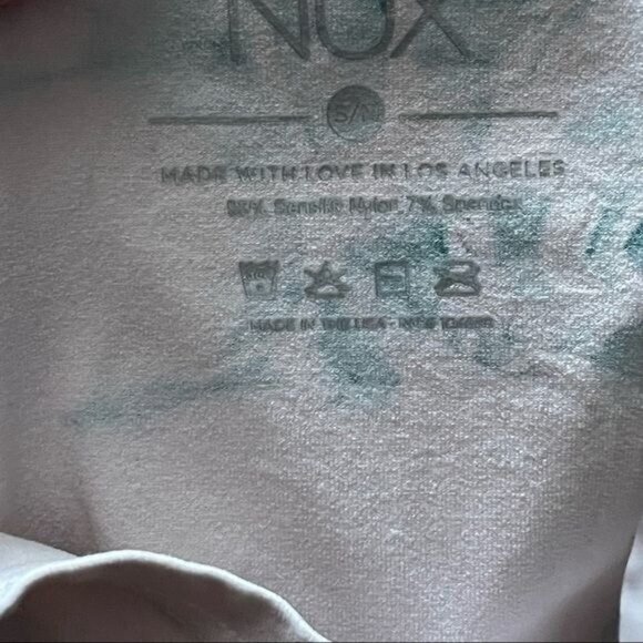 NUX Active Groove Seamless Tank Top Tie Dye Style Color Sugar Plum/ Sea Size S/M - Picture 9 of 12